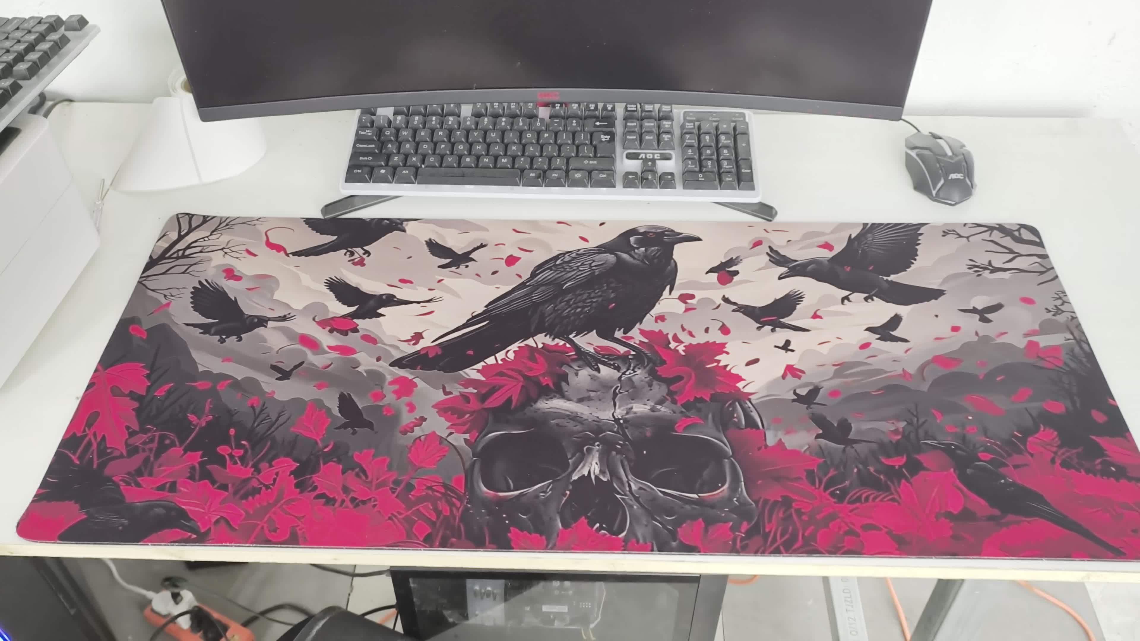 Gothic Skull Gaming Mouse Pad - Large Extended Desk Mat
